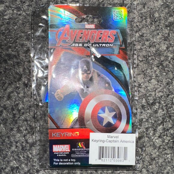 NEW Marvel Avengers Captain America Keychain - Picture 2 of 2